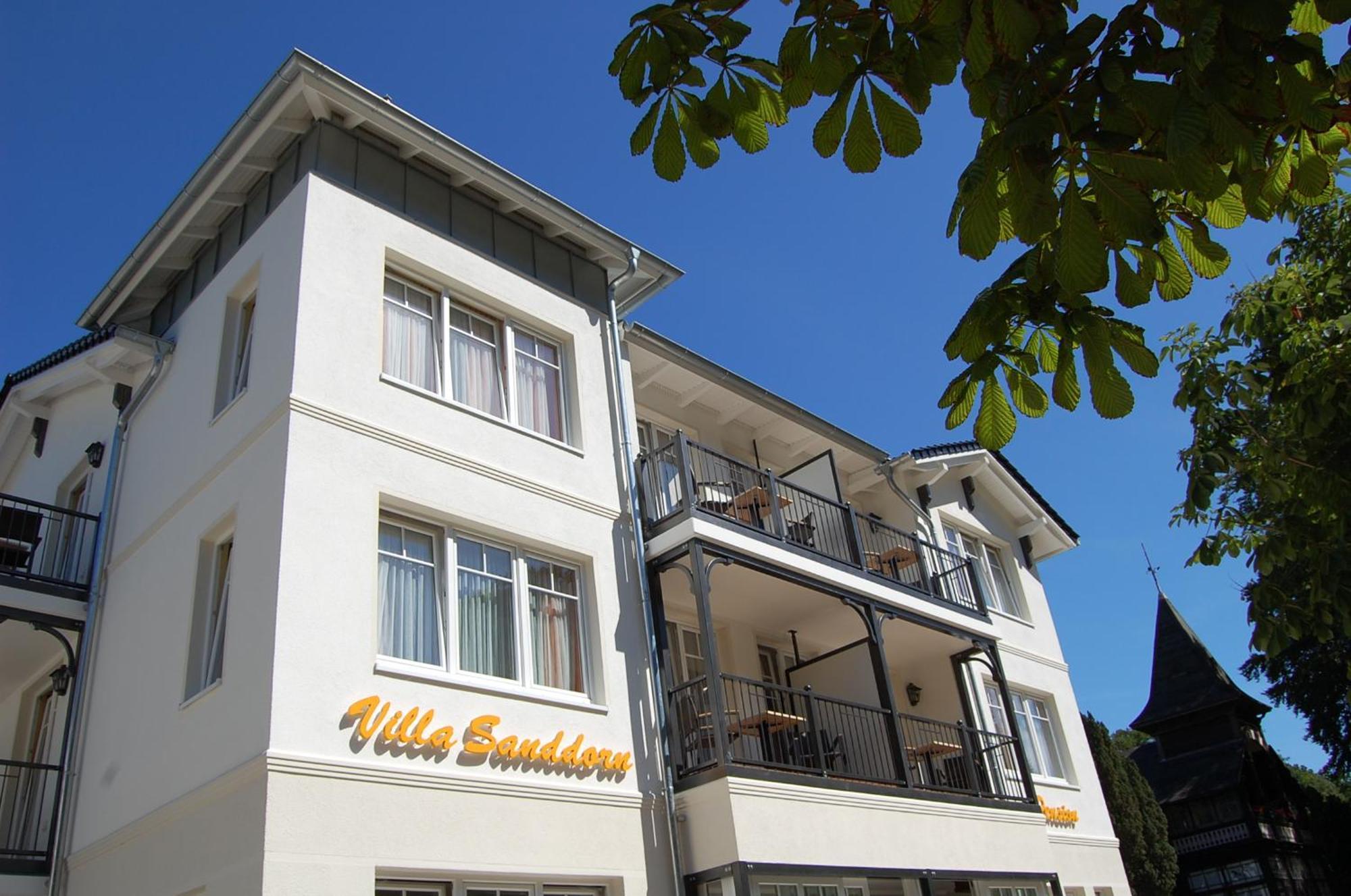Pension Sanddorn Mit Cafe Carlssons Binz Eksteriør billede